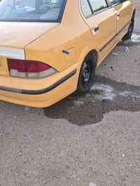 سمند موديل ٢٠١١مكينه وكير وتبريد خير من الله سياره بيه بس بارد بل جامل...