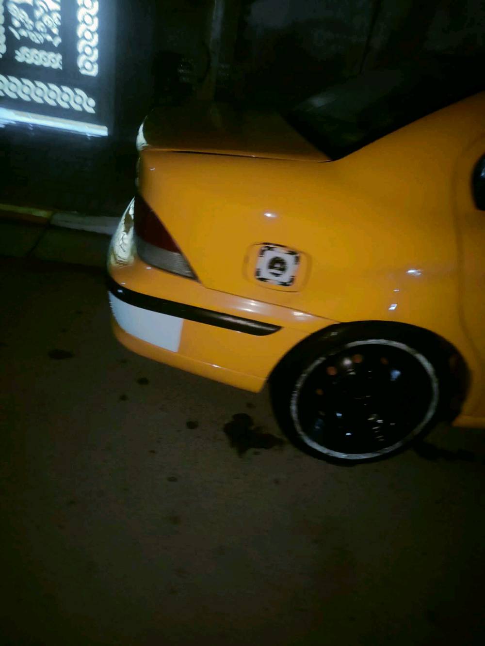 سياره سمند نضافه خير من الله مكينه جديده السياره موديل 2011