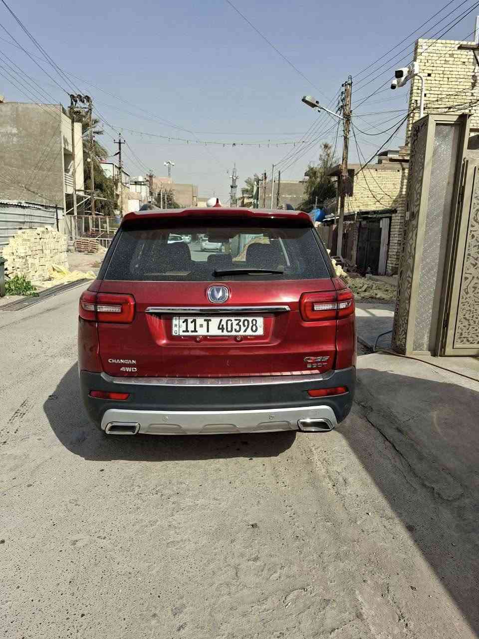 السلام عليكم ... شانجان   .cs 95  نوع رويال فول مواصفات واحد على واحد لون ماروني السياره نضيفه جدأ نسبة النظافه ٨٥ بالميه محرك 2000 تيربو ماشيه 100 ألف كيلو مديل 2019  .... للاستفسار الاتصال على الرقم *********** متوفر واتساب
