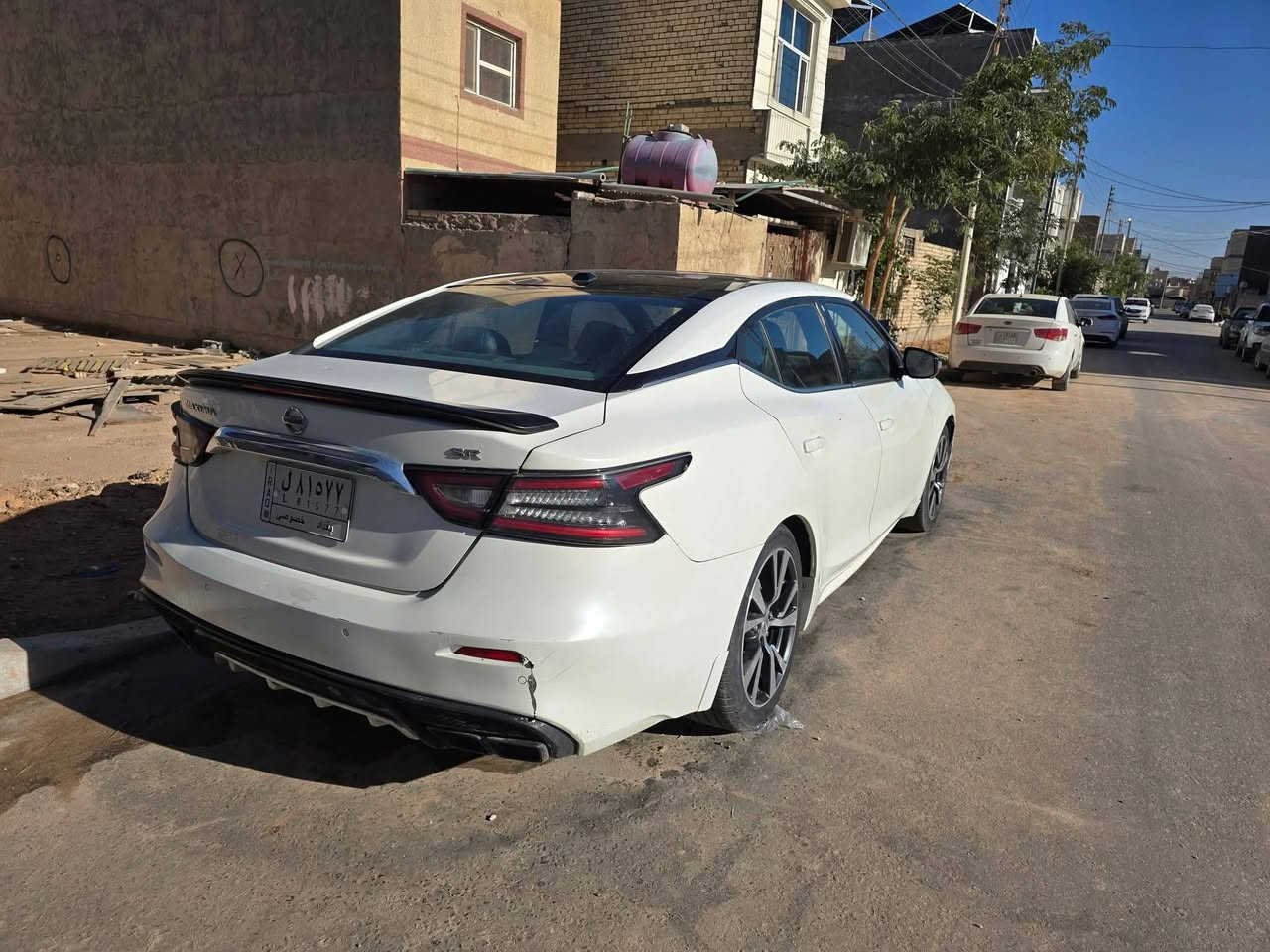 نيسان مكسيما 2020 SR
4كامرات 360 °
كشنات مخمل وجلد تدفئه تبريد
قطعتين تبريد 
بنوراما 
حساسات امامي خلفي 
اضائه ترحيب عند فتح الابواب
وبعد هواي بيها مواصفات ومواصفات SR معروفه
حادث السياره موضح بالصور مبدل فخذه وجاملغ وباب اصلي  مو تجاري بالامارات والسياره يرادلها امامه بسيطه وبرمجه حساسات كل الحساسات والرادارات وكاله اصلي ماشيه 62  الف
مكان السياره كربلاء السعر 135 وبيها مجال بسيط
للاستفسار ***********
