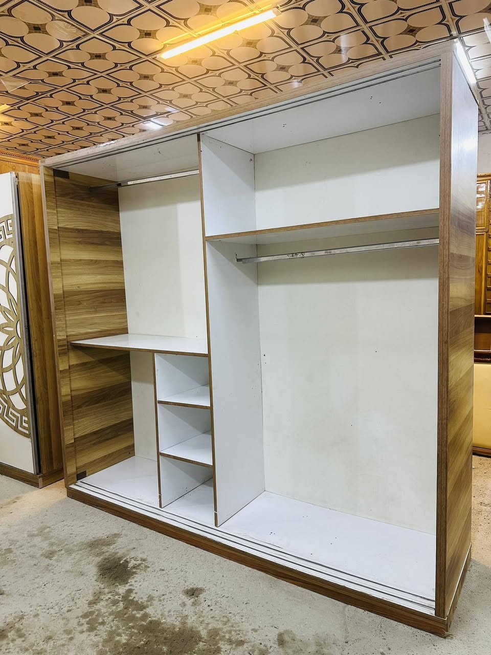 غرفه تركي مستخدمه
غرفه 5 قطع نضافه مثل صور😍
غرفه ول توصيل وشد400 🔥✔️


**إذا كنت صاحب هذا الإعلان وتريد حذفه لأي سبب، رجاءا أرسل رسالة إلى الدعم الفني**