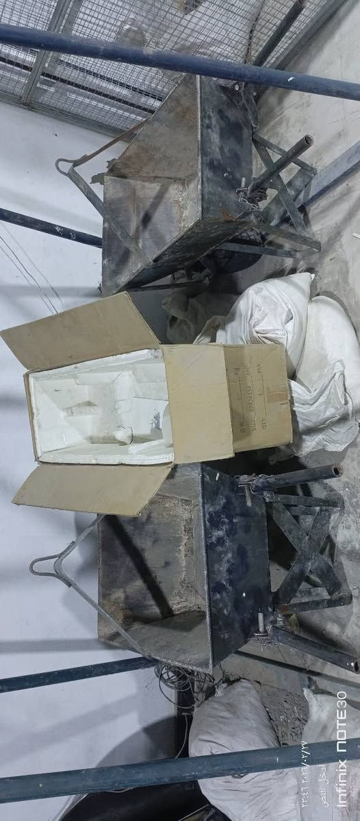 السلام عليكم ونج للبيع كامل ***********
