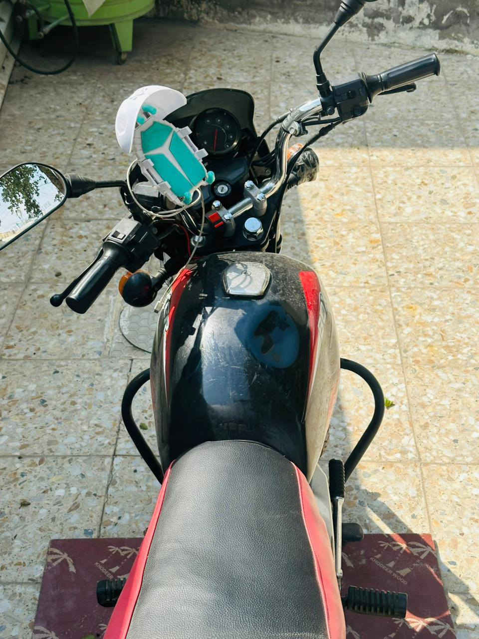 بوكسر ٢٠٢٢ رقم سنويه بغداد تحويل ثاني يوم دراجه نضيفه مكينه ناعمه خرسه لاصرف ولا بخار كهربائيات فول شغال اشاير دبل اشاره عالي ناصي سلف هندر سعر مليون و800 بيه مجال  شراي يتصل مكاني بغداد الامين ثانيه ***********
