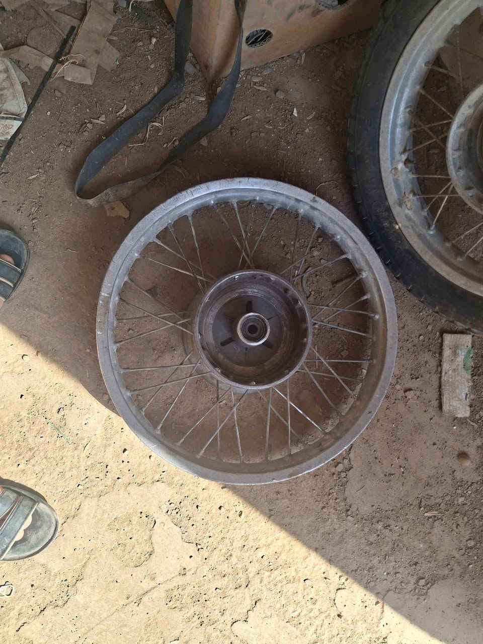 سلام عليكم للبيع ويل خلفي ١٨  السعر  ٤٠مكاني فلوجة هاتف ***********يوجد توصيل جميع محافظات من رخصت مدير الكروب المحترم
