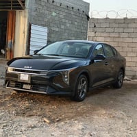 K4 البيع موديل 2025بدون يارباك نص فول السياره اليبل واحد قطعتين صبغ جو...