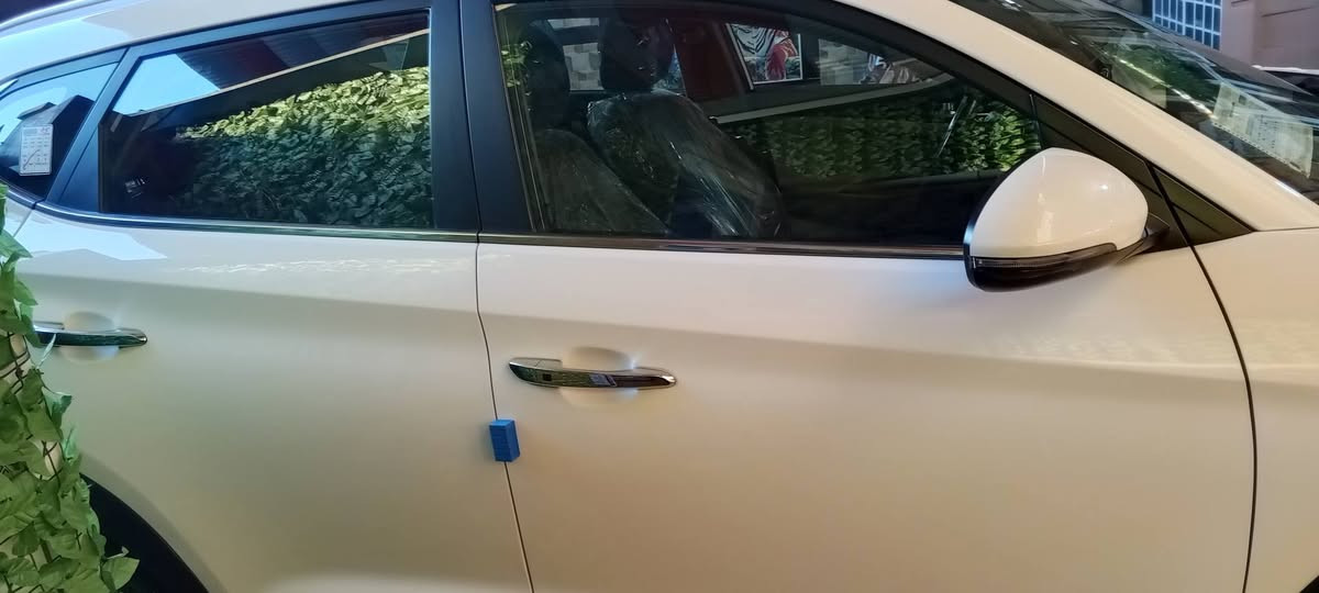 للبيع توسان خليجي موديل 20 رقم بغداد رقم الجديد سنويه مجدد وهزه تحويل مباشر فول مواصفات عده البنوراما بصمه كشنات جلد كهرباء خمس عدسات شاشة حساسات وباقي المواصفات المعروفه مكفوله من الصبغ ماشيه 67 ألف العنوان بغداد والشراي يتصل ***********
