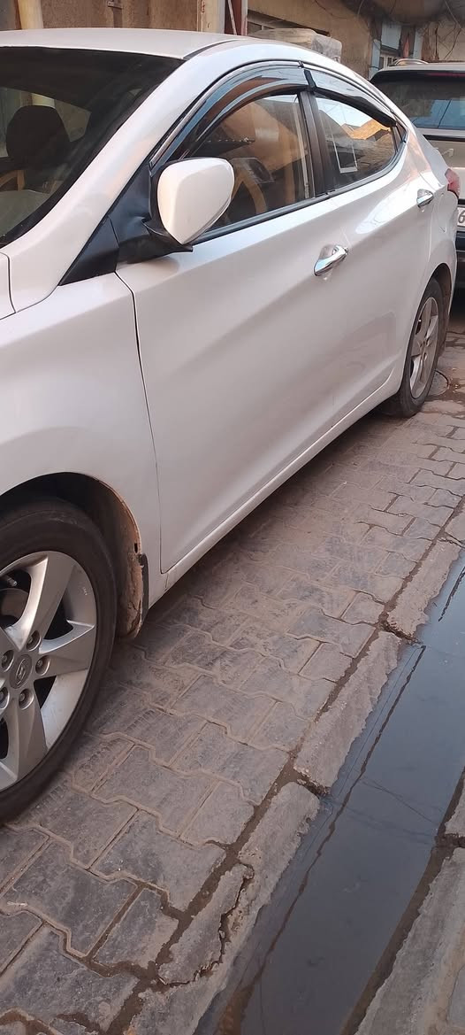 سلام عليكم النترا 2013 وارد خليجي بأسمي الرقم الجديد محرك كير خير من الله مكفول السعر 11000 ***********
