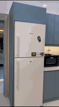 ننفذ لك مطبخ عصري حسب المساحة والذوق، باستخدام مواد عالية الجودة مع ضم...