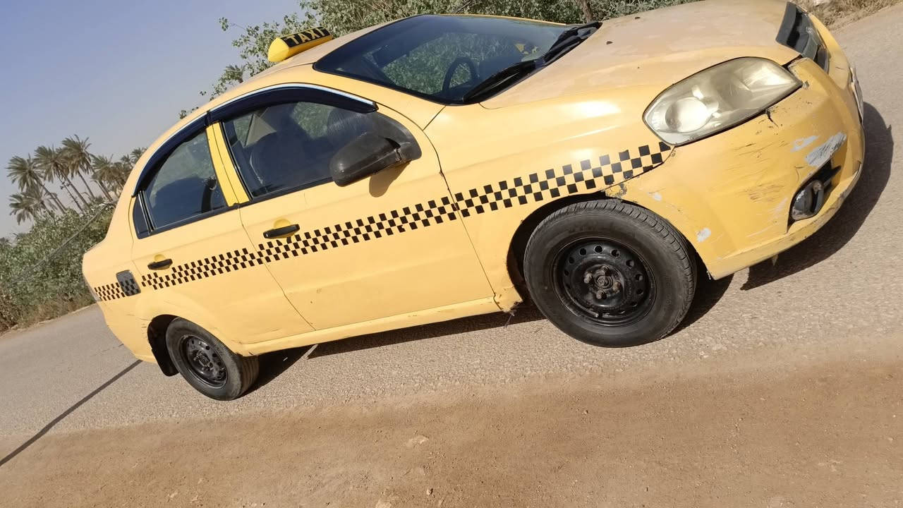سلام عليكم
افيو ٢٠١٠ راعيه يمي 
مكينه وكير حلوات زوج تايرات جدد حداديه 100/70 ضربته  بالباب الكدام جهة العبري وراعيه صبغه صفحه ابيع حزام ضربه قويه مابيه بيه خيسات بدوس 
عليه غرامات ٢٠٠ وهيئه١٢٥
وسنويه صاقطه ينزلن من سعره 
ب ٤٥ وبيه مجال  
ابيع سويج اتكفل بس ب مداور
النجف 
مشخاب
***********
