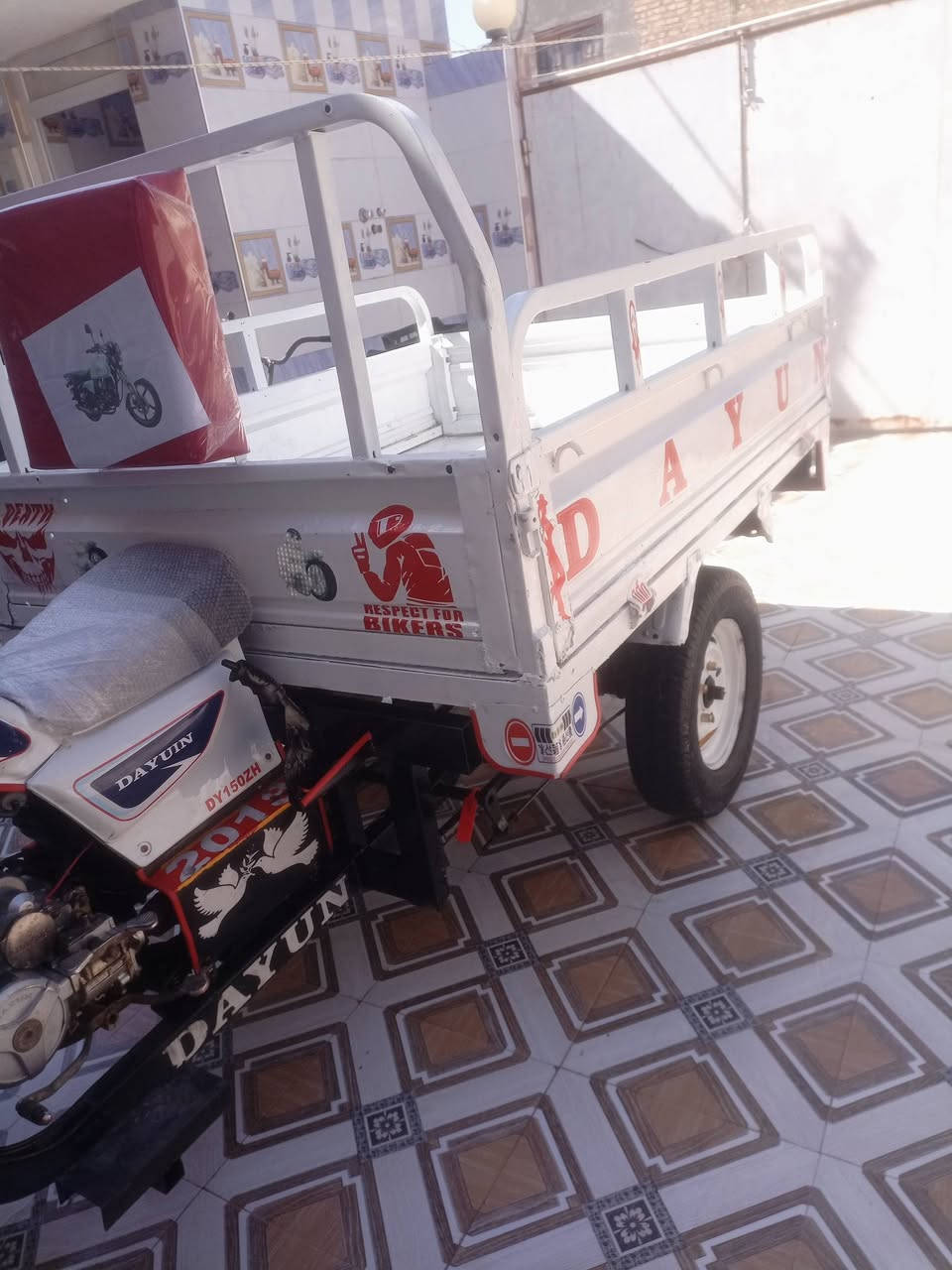 سلام عليكم ستوته للبيع موديل 18 ستوته كله جديد 25 نكرت سلف ترايك وين مايعجبك السعر 1600وبيه مجال المكان شطره وهذا رقمي ***********
