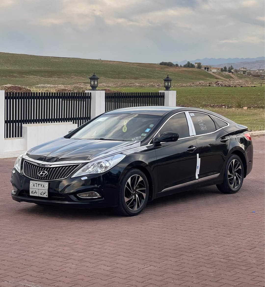 السلام عليكم
كل التفاصيل مذكورة بالمنشور وتدلل❤️

للبيع والمراوس مع رقم شمالي فقط

_______________________________

هونداي أزيرا 2012 نص  مواصفات 

محرك v6 3000 (محرك مفتوح)

_______________________________

السيارة خليجية صفر شركة بيها صبغ قطعه ونص بدون دواخل والايرباكات سليمة 
_______________________________

كير و محرك شرط 

المحرك مفتوح بدون اي عيب
_______________________________
رقم دهوك شرط تحويل 
_______________________________

سعر السيارة : 105ورقة وبيها مجال جدا بسيط

_______________________________

مكان السيارة عقرة بين اربيل و دهوك: _______________________________

للأستفسار : 

*********** متوفر واتساب دهوك, العراق
