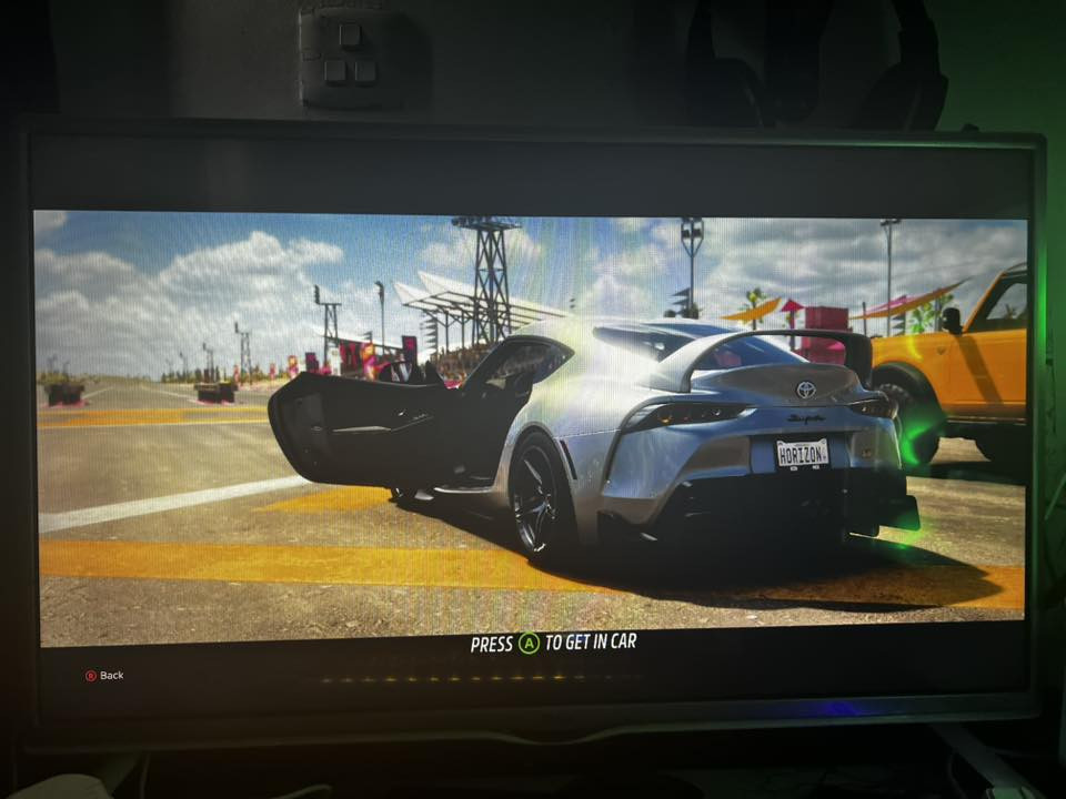 سلام عليكم♥️
.
شاشه للبيع نوع LG. اسم الموديلLF551U
.
الحجم 32 بوصه✨
.
السعر100الف. 
***********
عنوان بغداد حي القاهره
