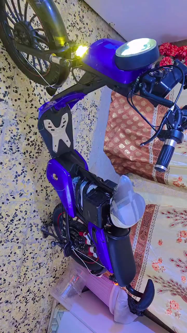 للبيع الحلال ٢٣٠ وبيها مجال نجف  
او مراوس ب دراجه اربع بطاريات


**إذا كنت صاحب هذا الإعلان وتريد حذفه لأي سبب، رجاءا أرسل رسالة إلى الدعم الفني**