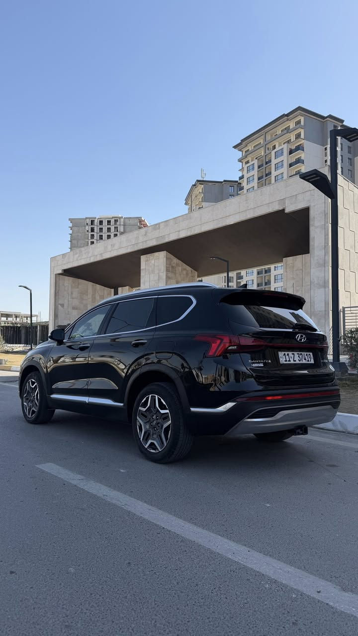 سنتافي لمتد هايبرد اعلى مواصفات2023  للبيع
بدون قطرة صبغ الحادث فقط طخة بالجاملغ الخلفي (بارد ) 
السعر دفترين و500 دولار ماكو هيج سعر 
الاتصال ***********
