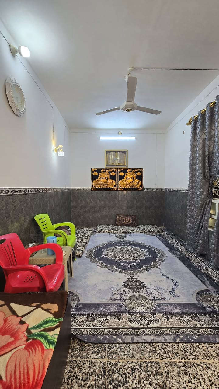 بيت بسعر مناسب
يــالله بيت 100 متر 
غــــرفـــه صــــالـــه اســـتــقــبــال مــطــبـــخ تـــخــاريـــج 
بناء بلوك بيت نضيف جدا قريب لشارع طابو زراعي قرار محكمه 
عنوان البيت شارع المطار القديم قرب مدارس القصواء ￼
السعر 27 بي مجال بسيط جداً 
￼للاسـتـفـسـار *********** واتــســاب +اتــصـال 

#مكتب_الحجيمي_للعقارات_قرب_صيدليه_الالفه 
#تــرمــيـم_بــنـاء_ايــجـار_رهــن_بـيـع_شـراء
