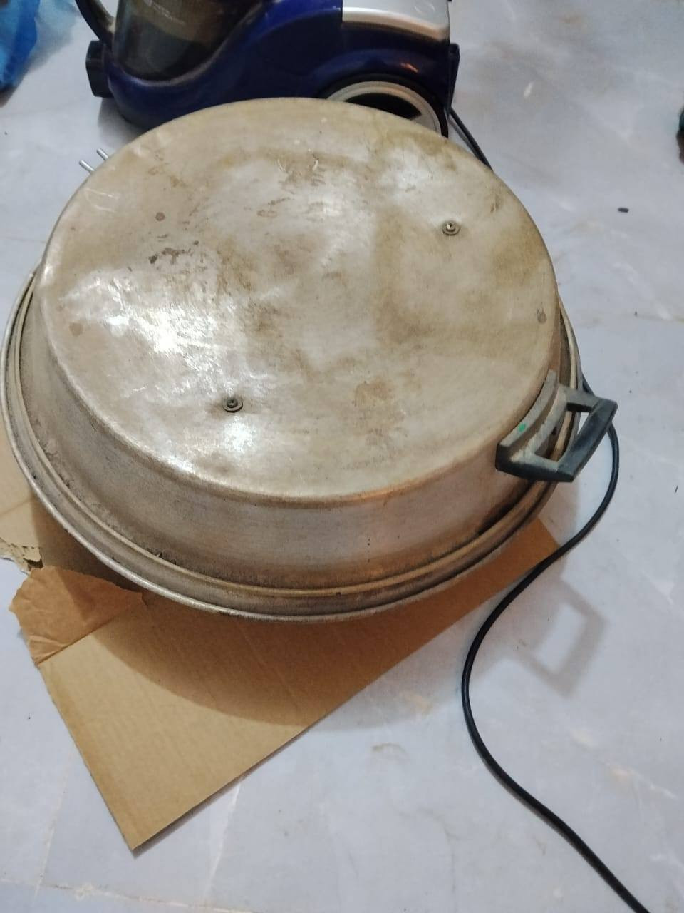 🔴غراض للبيع
تخم قنفات اثنين إكبار وكراسي اثنين سعره ١٥٠ 
عين طبخ ب٢٥ 
دراجه اطفال ب٤٠
جهاز شوي كليجه ب٢٠ 
تنور كهربائي ب٢٠ 
حجله ب٢٠ 
مقعد طفل ب١٠ 
ترمز ٧
جنطه سفر اكبر حجم جديده ما مستخدمه ب٤٠ 
ميز بلازمه ب٤٠ 
اوفن شغال وحجم كبير  ب٣٠ 
مكناسه ب٣٠ اكبر حجم الاصليه 
العنوان الشطرة حي الأمين 
الشراي يتصل بلرقم 
🔴***********
