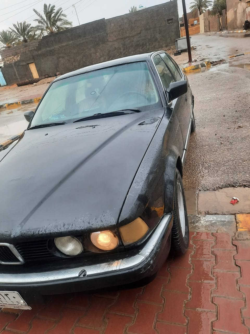 السلام عليكم بي ام 735 أصل بليتة وسنوية مكينة مفتوح  كير اوتو موديل 91 سيارة بلادية بيها جراد رقم انبار ترهم مراوس وبيع السعر 38 بي مجالل
***********
‏
