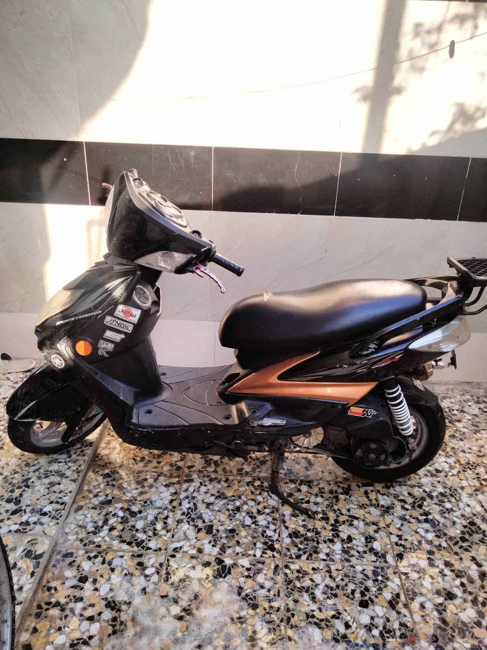 سلام عليكم سكنس فحل 
   تزويد خارجي 
   
كلاجات رياضي 

يدات بريك 

فراك بريك نجمي

كاسحه 

زنون 4 اضويه 

صالنصه صجميه 

قاعده رقم 

بغداد الشـعب الســـعر 700 رقم ***********
