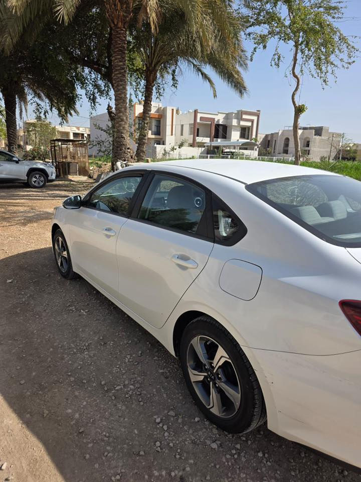 السلام عليكم ....
سيراتو خليجي للبيع
موديل 2019
بيها بارد فوك الجاملغ الخلفي شبر تقريبا 
ماشيه 160 km
السعر ١٤٠ 

0782 211 6671
مكانها حله/حي الجزائر
