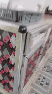 السلام عليكم كاونتر للبيع العنوان كفائات العبيدي السعر ٧٥ للاستفسار الاتصال على الرقم ***********
