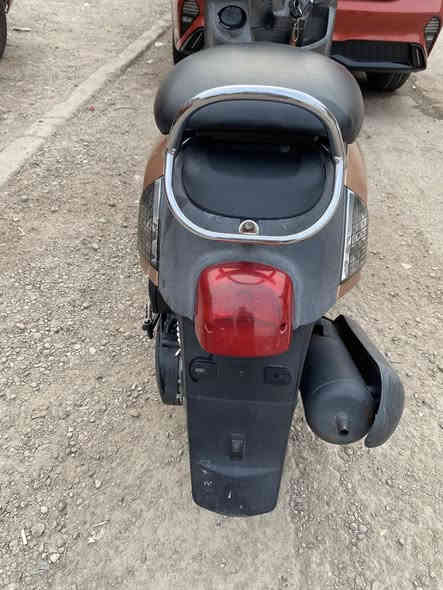 السلام عليكم شباب ماكس بوليس لبيع دراجه جديده بلاديه كله بلاد كله شغال مابيه نقص مختمه كابريتر بلاد دراجه جاهز مكينه بلاديه  سلف هندر شلعه معدل ما ملعوب بيه سعر 675 وبيه مجال مكان بغداد الرقم ***********
