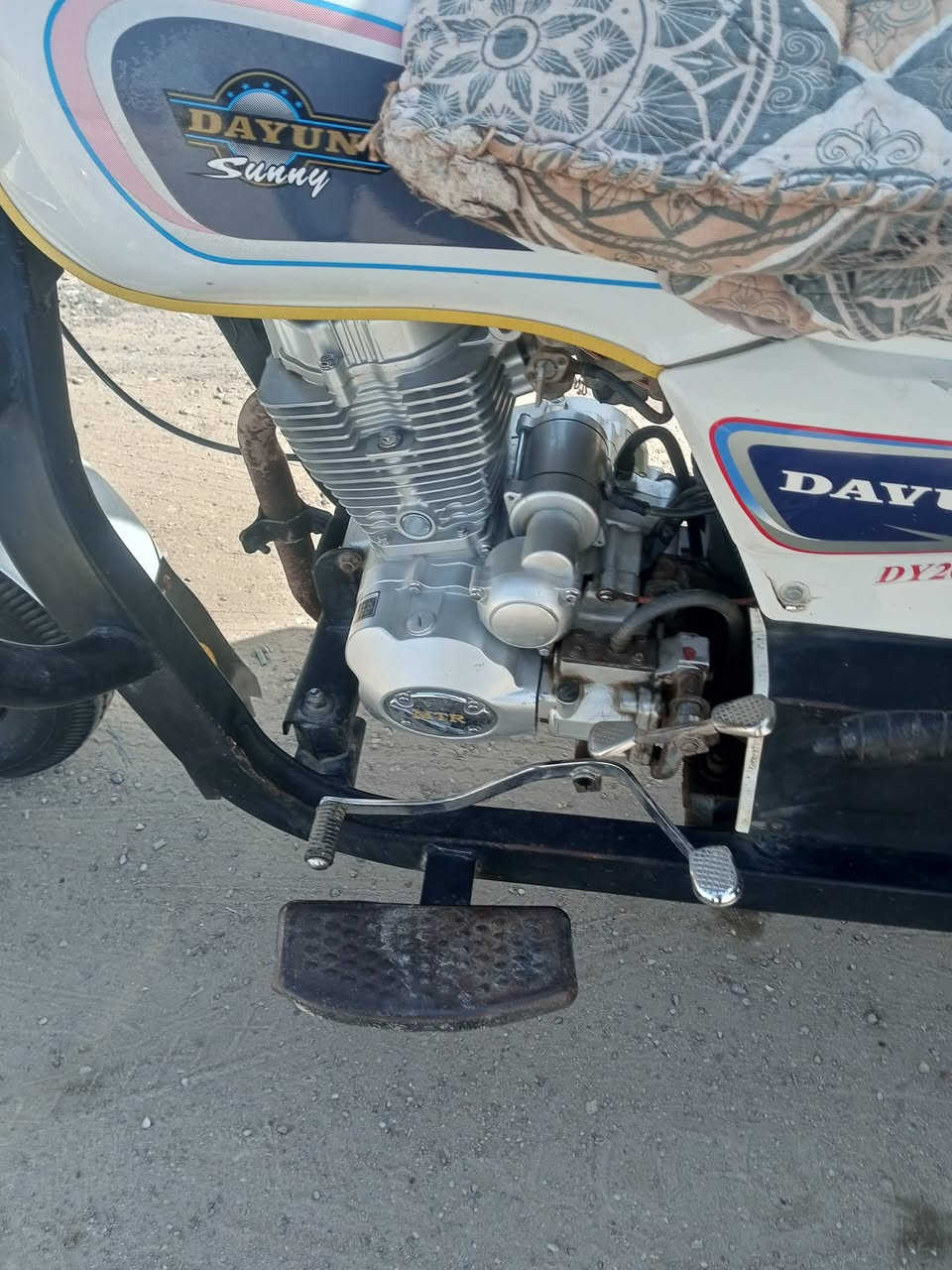 السلام عليكم من رخصة مدير الكروب ستوتة 17 نظيفة مكفول شاصي ومحرك الشراي يخابر *********** مكاني رفاعي
