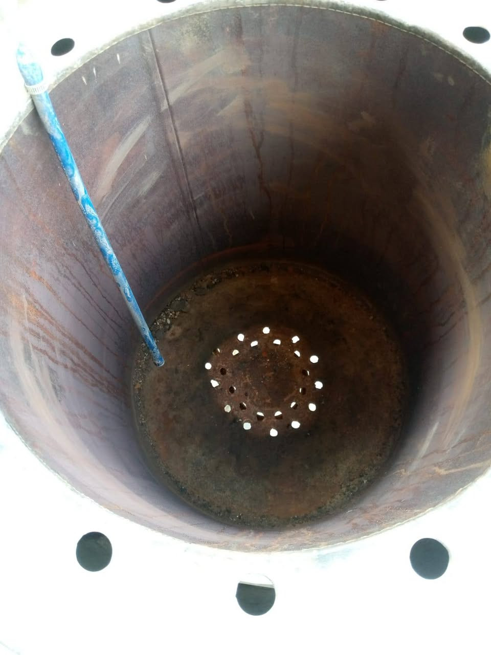 تنور للبيع شغال بس متروك
الاتصال على رقم ***********
