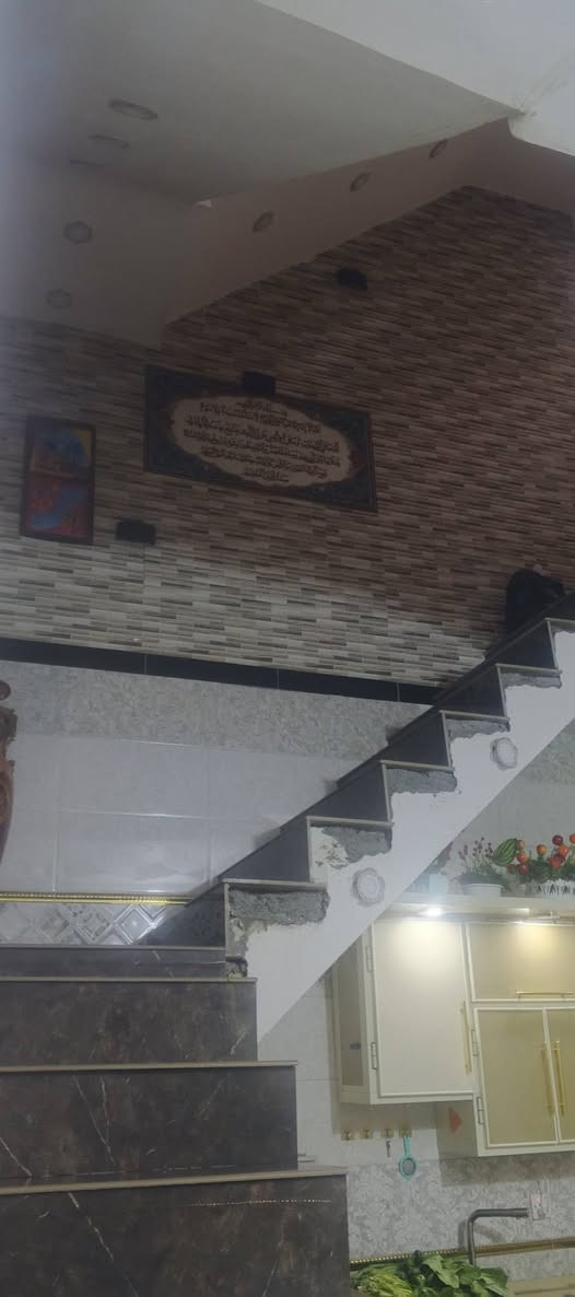 للبيع منطقه ام الكبر صفحه ابو ردع مثلجات الباندا 90 متر طابقين السعر اتصل واتس اب ***********
