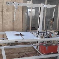 جهاز فتح تايرات مبطن مال حاوية استعمال قليل نظيف جدآ 07818718747