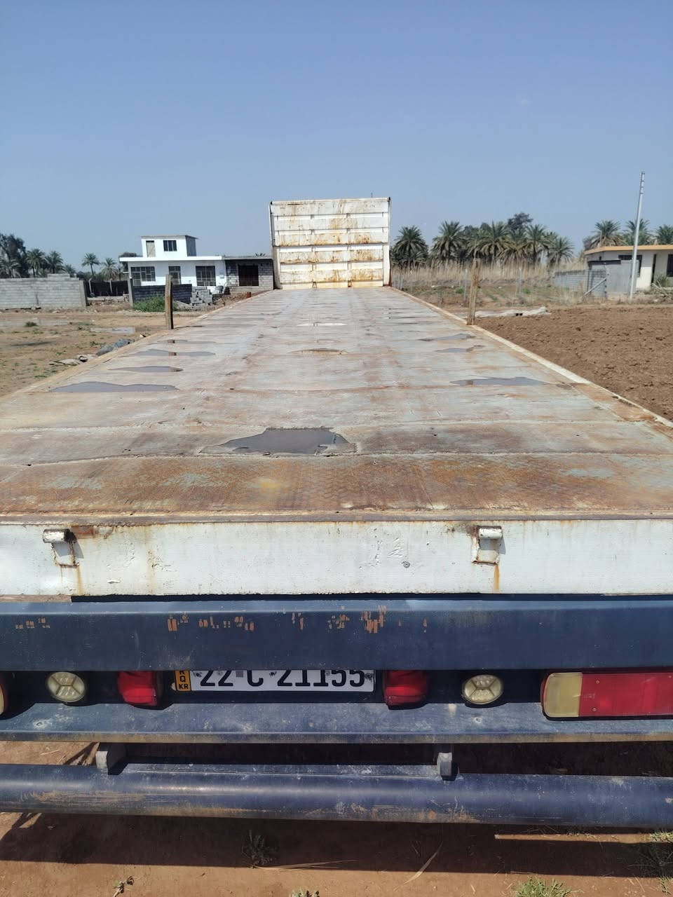 البيع عربانه حداديه طول12ونص تخم تاير ثلاجه مطبخ ***********
