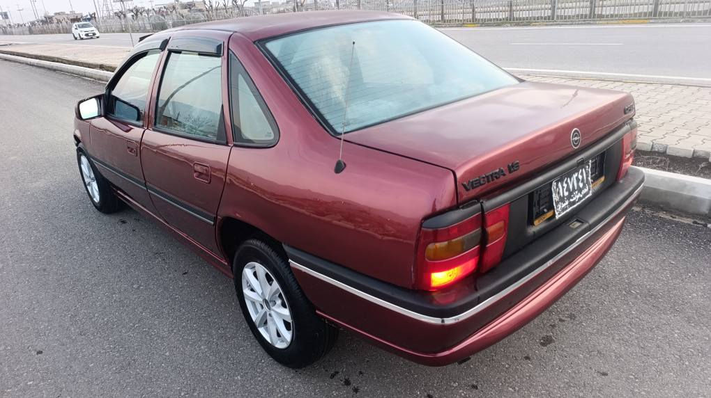 ئوپڵ فیکترا مۆدیل 92مەکینە 18ئاڕم پلاستیک هەولێر بەشەرت گێڕو مەکینەو توندوتۆڵی وکارەبای هەموی بەشەرت ،دەعم ولێدراو موس وبڕاوە خایس وڕزیوی پێوە نیە گەرمی وتنجل وفڵچەو هەموشتێکی بێ عەیبە چوارتایەی نوێ ی لەژێرە تەنها فرۆشتن شوین شکارتەدەوروبەری ڕانیە ***********فایبەر واتساب رانية, السليمانية
