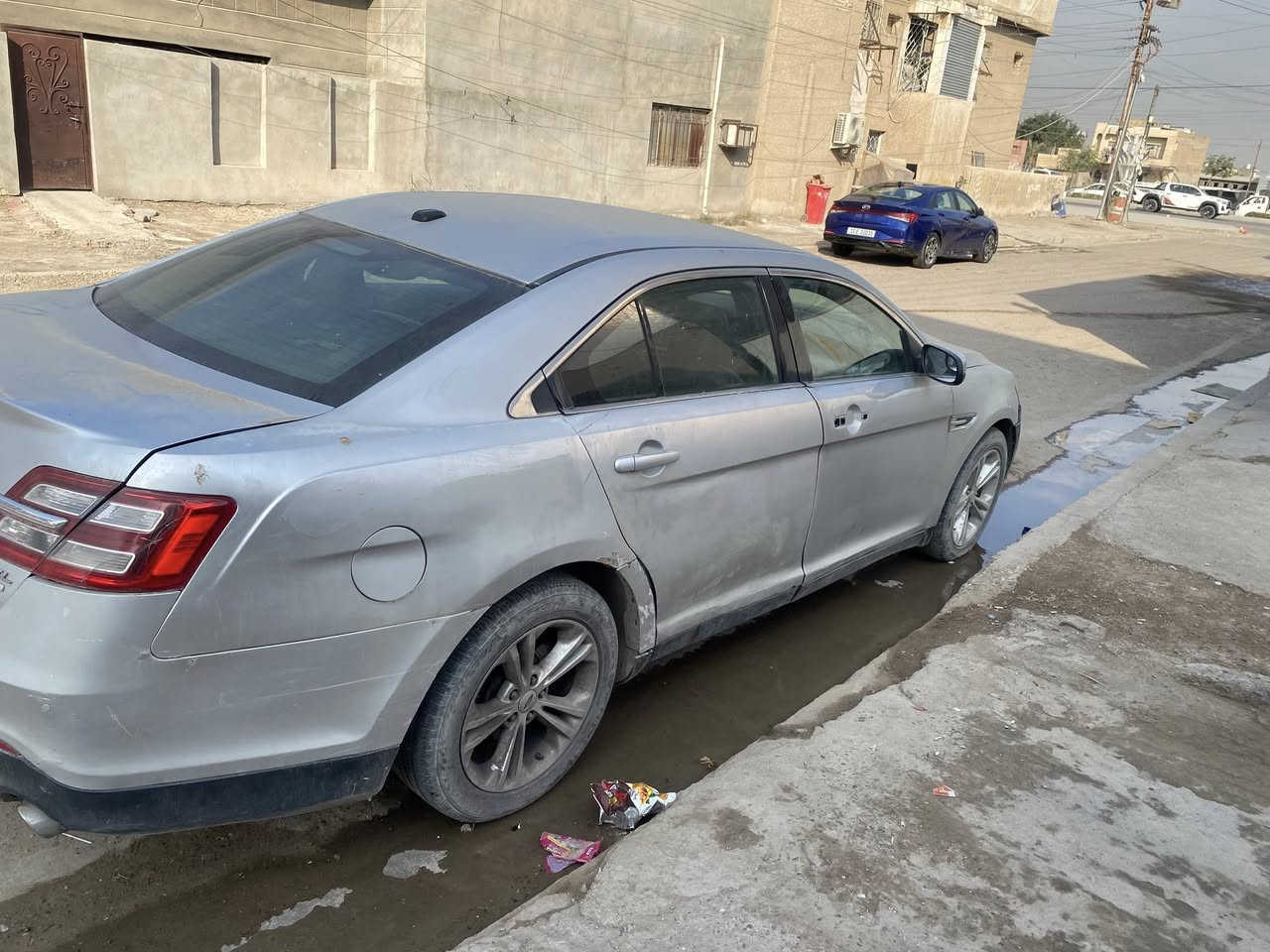 سلام عليكم    فورد تورس  2013  

محرك وكير بالصندوك جديد  وصدر جديد  تخم تاير  سياره ضربتهه جاملغ الخلفي والباب الخلفي والبنيد شبر ضربه 

السعر ( 97 )

مكانها /📍بغداد \حي الجهاد
باسمي نجف تحويل ثاني يوم

الاستفسار

***********
