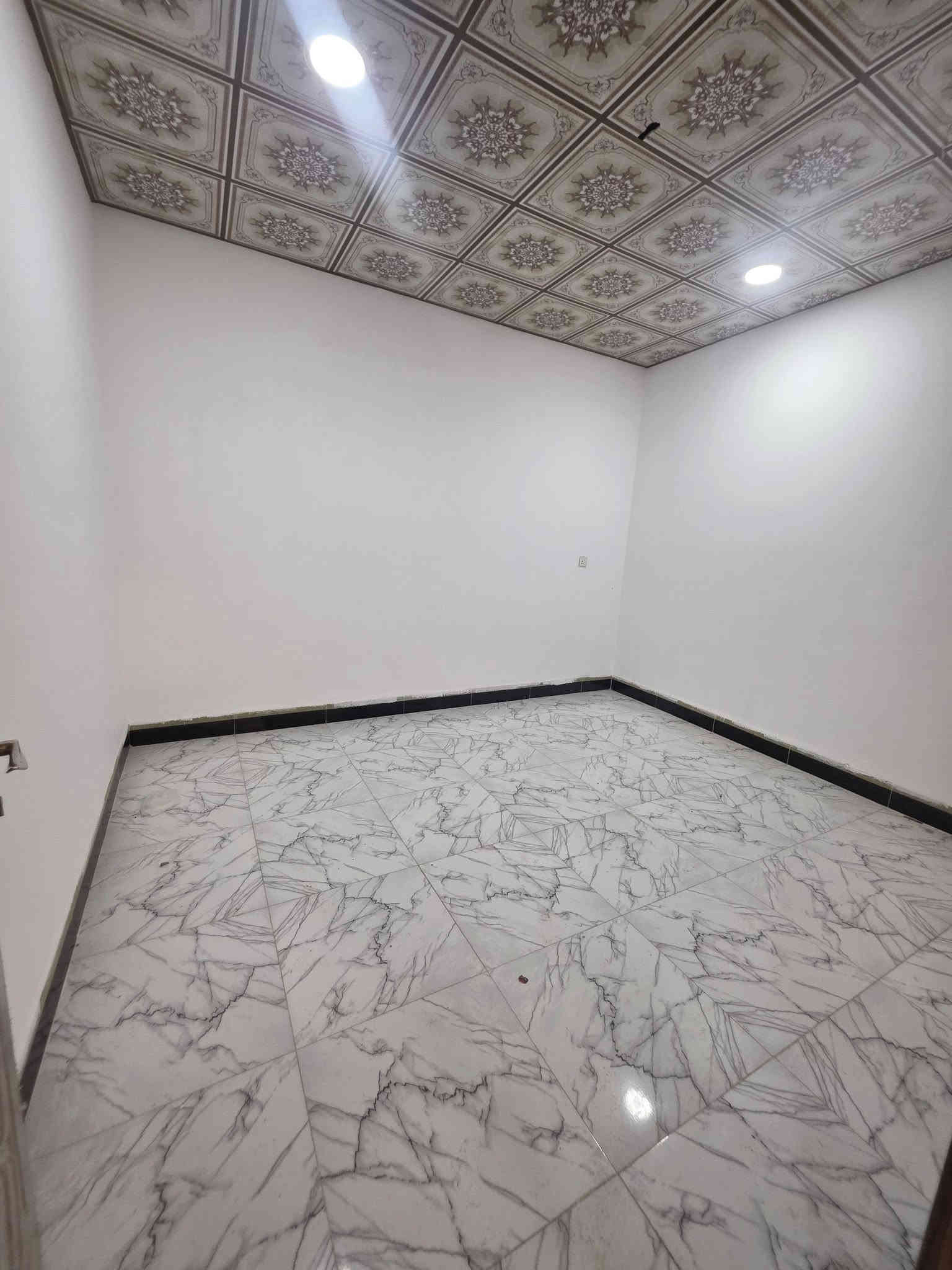 دار للايجار مساحه 100م / حي الضباط شارع النجدة النهرية / سعر الايجار 350الف
للاستفسار: ***********
