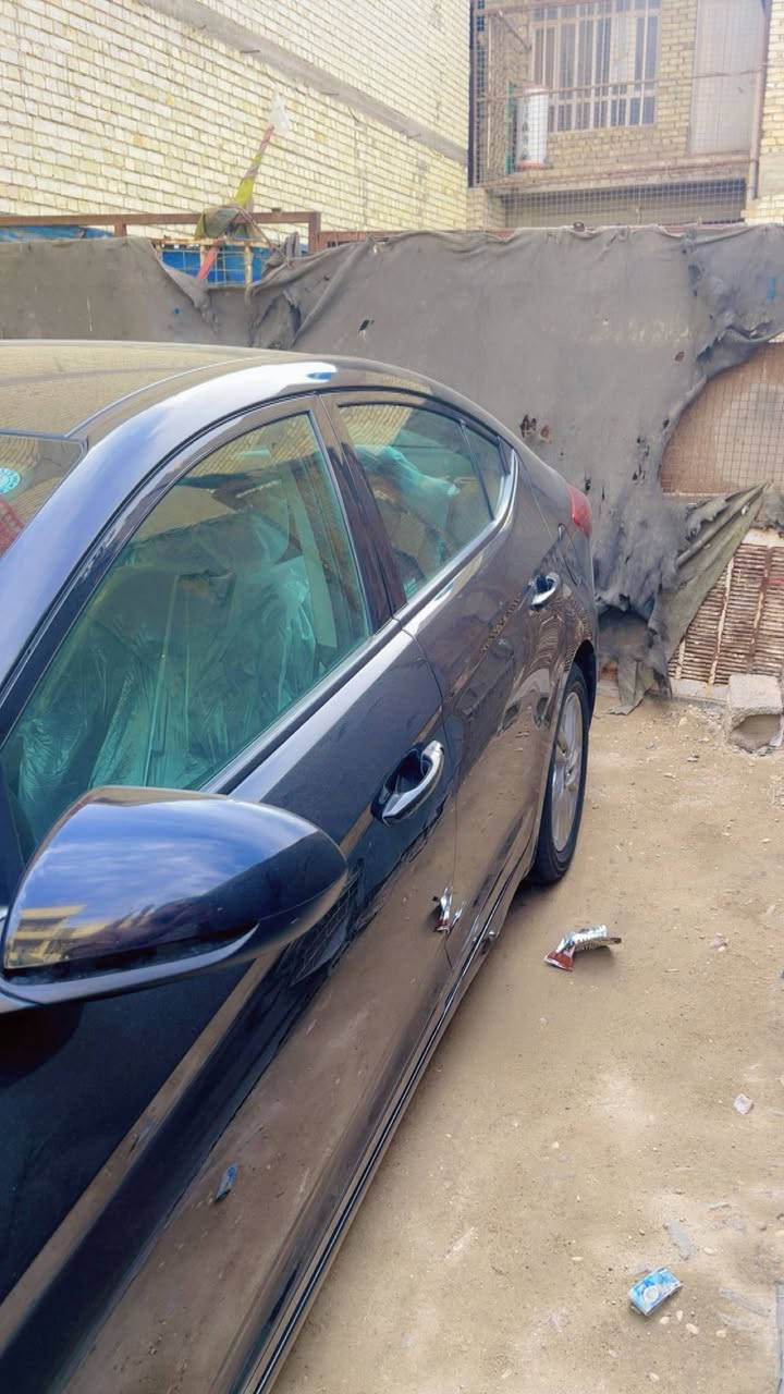 سلام عليكم النترا 20  حادثه موضح  بل سونار سياره عل بلاد ماملعوب بيه جاهزه من كلشي متصرف عليه شي  مكان سياره بغداد  سعر 135) 
***********
