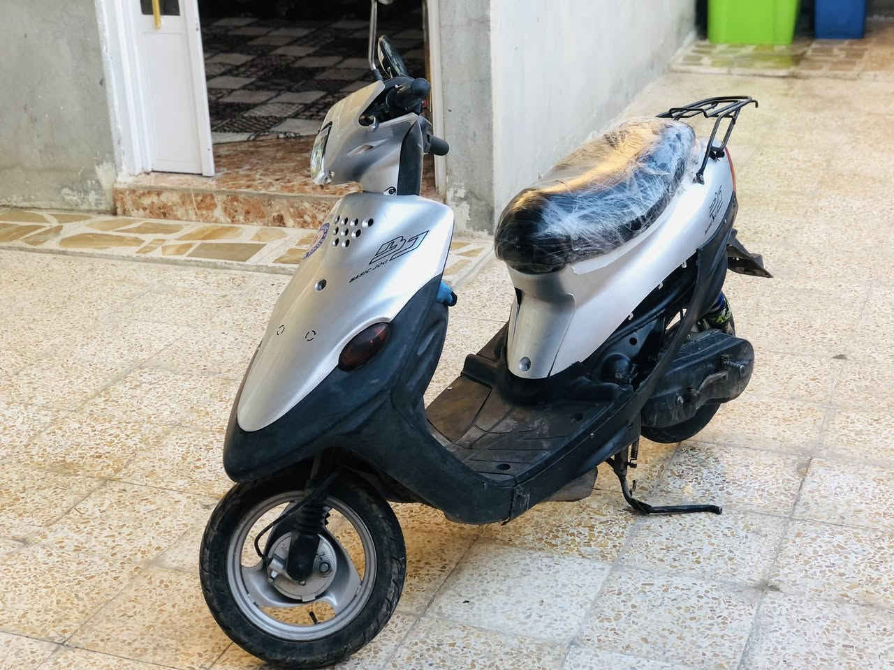 ماطور نحله معمر مره وحده السعر ٢٥٠ شرط الشاصي درع جلخ مابي لايت زينون اصلي اشاير اصلي تحريكه ومعدل نار 🔥 *********** واتساب فقط بي
