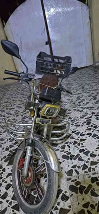 ماطور إيراني للبيع موديل 2023 نظافة شركة 90./. للتواصل 07829153985