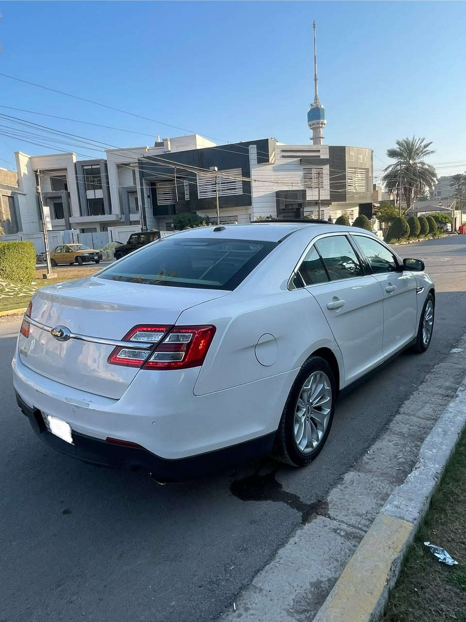 سلام عليكم
فورد تورس-2018 لمتدد فول 1/1
رقم سليمانيه جديد

بصمة تشغيل
دبل بصمه 
بصمة ابواب 
فتحة  
بردات خلفيه 
كشن خزن ميموري 
كشنات جلد كهرباء 
داخل صاج 
تدفئه ستيرن 
تدفئة تبريد امامي + تدفئة خلفي 
داخل دشبول 7 الوان 
سستم صوت  سوني
لايت لد امامي زنون اصلي 
تحكم ستيرن + بريك + بانزين كهرباء 
رادار امامي+خلفي 360درجة+رادار مري 
السياره ماشيه 89 الف ميل 
حادثها بسيط موضح بالصور 

السعر. (   157 ورقه 💵   )وبيها مجال  بسيط
(الي يتصل يقرا التفاصيل واني حاظر )

للاستفسار ***********
