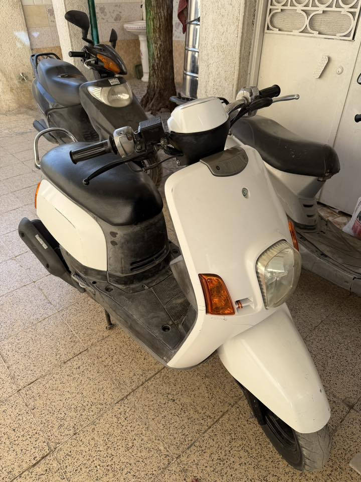 سلام عليكم اخوان
للبيع دراجه بوليس
الدراجه حلوه وجديده صار اقل من الشهر نازله من الرمبه 
مكينه جديد بمعنى الكلمه ومابيها اي نقص جاهزه
مكان الدراجه بغداد حي اور
سعرها 825 وبيها مجال للشراي
***********
