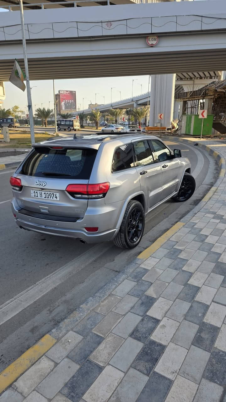 سلام عليكم
جيب ٢٠١٨ لمتد بلاس  محرك ٣٦٠٠ 4×4 رقم بغداد باسمي 
سياره فول الفول للاخير 
بانوراما 
كشنات جلد وكهرباء ووتدفئه تبريد
ستيرن كهرباء تحكم ستيرن شفتات
شاشه جبيره كامره دوارره 
حساس امامي خلفي رادارات 
ويل كب ٢٠
اشاير بلمري 
سياره صبغ حزام بدون دواخل ابدد 
كير محرك اكسلات كفاله لا فتح ولا تبديل 
عارضها ١٦٣ ومجال بسيط
مكاني بغداد الكرخ
***********
