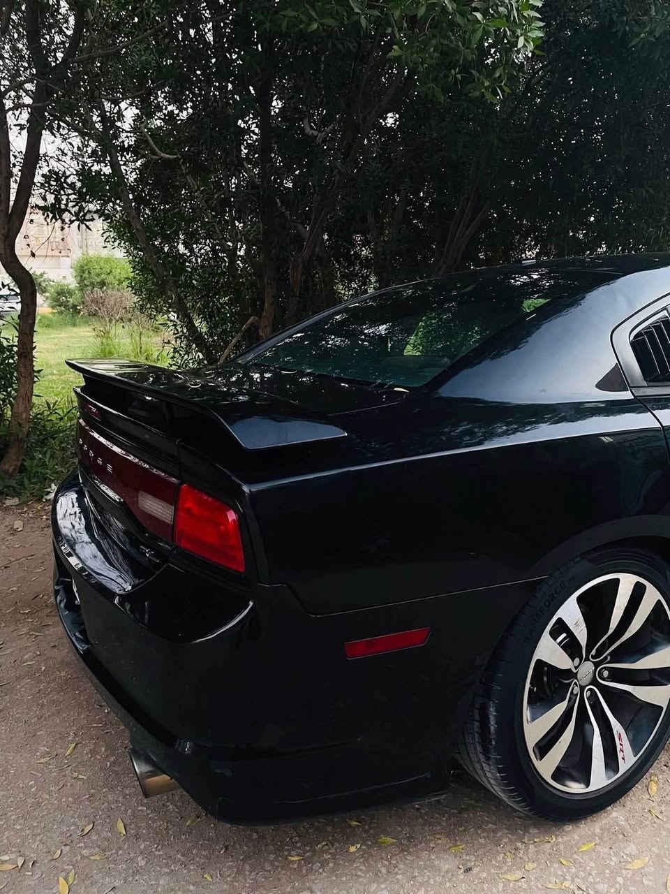 السلام عليكم جارجر هيمي V8 🚀 للبيع او مراوس
سنة الصنع //2014 اصل 
المواصفات! المكان بابل 
1/شاشة كبيره 
2/تحكم ستيرن 
3/تشغيل عن بعد
4/كشن كهرباء 
5/كشنات هيتر 
6/ تخم تاير 
7/ باتري جديد +دينمو جديد
8/كزوزات طرب اصلي موبر 
ملاحظة:، ⁉️حادث السيارة مرفق مع المنشور 
السيارة جاهزه كير محرك أكسل كفاله 
حدادية جديده 
الي يحب متواجد خاص او اتصال  وعيوني تشلعهن 
*********** هاشمية, بابل
