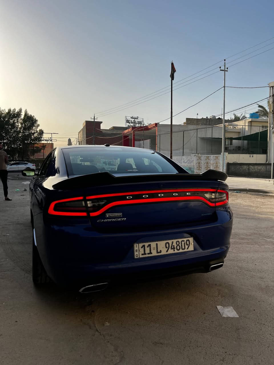 السلام عليكم جارجر موديل ٢٠١٩ فئة ال sxt جويتي 

 حادثه بالجاملغ الخلفي بدون دواخل وبدون ايرباك يعني قطعه وحده صبغ صور الحادث موجوده السياره جديده كير ومحرك وتبريد وحداديه امامي وخلفي كفاله تخم تاير جديد ماشيه ٥٢ ميل حقيقي وعل فحص دواخله على وضع الشركه السياره جديده واحله من الصور بهواي كرسي السائق كهرباء تحكم ستيرن جهتين عدسات LED اصلي بجم كله زينون محرك 6V  والمواصفات الباقيه معروفه باسمي هزه وارقام جدد سنويه جديده تحويل مباشر السعر ٢١٣ وبيه مجال بسيط العنوان  بغداد  ه‍ /*********** الشراي يتصل ويدلل
