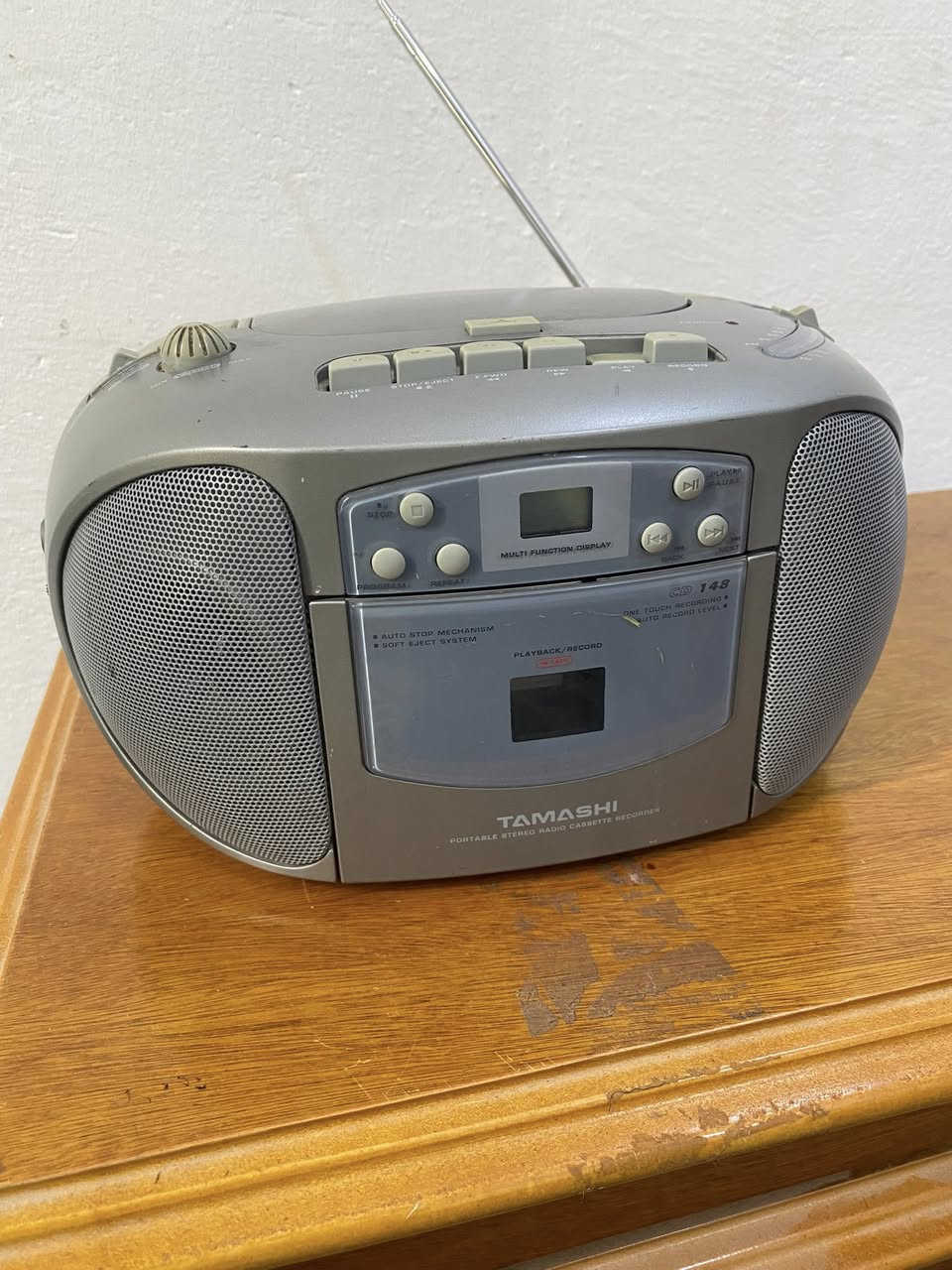 أجهزه كهربائيه شغاله ونظيفات جدا كل قطعه وسعرها لاستفسار ***********
