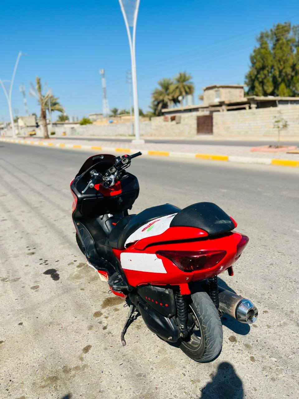 سلام عليكم فورزه للبيع
الدراجه مناقصه كلشي نشطه فول تجي وشوفه بعينك أحله من  الصور كهرباياته كله شغاله المكان صلاح الدين سامره السعر 800 وبيه مجال الرقم ***********
