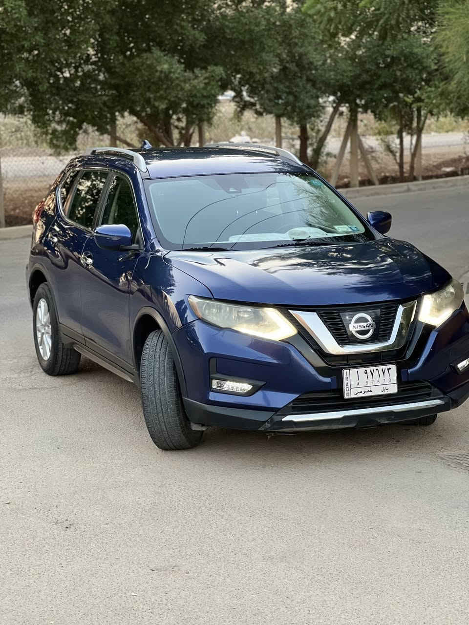نيسان روج وارد أمريكي للبيع او المراوس حسب القناعه
مواصفات //
‏2019 / SV كامل المواصفات بدون فتحه
ماشيه75 mil
الون ازرق چويتي 2500 اربعه سلندر
خمسه راكب 👨‍👩‍👧‍👧👨‍👧‍👧
بصمة🐾
تشغيل عن بعد وخاصية فتح التبريد والدفئة حسب الجو الخارجي
دخول ذكي للسيارة
قفل الابواب بصمه🚪
الجنطة كهرباء قدم او عن طريق الريموند 
الانارة الداخلية لد زنون
اللايتات زنون ليزري نهار باليل وخاصة بالطرق الخارجية  💡💡
كشافات زنون💡
الاستيرن فول التحكم ⚡️
فور ويل درايف
تدفئة  الكشنات الاماميه 💺
الشاشة قابلة لعرض الفديو عن طريق
الفلاش او الكيبل
حساسات خلفية 
كامرة خلفية🎥
الويل حجم 17
جك رفع السيارة اصلي جديد غير مستخدم 
كير محرك شرط😁
تخم تاير باباني جديد 🛞🛞
صدر السيارة ممتاز الامامي والخالفي 🪬
التبريد ثلج ❄️❄️
السيارة بحالة ممتازة جدا 👍🏿👍🏿
جميع التصليح فقط في الشركة 🚚 🛠️
قطع الغيار عند التصليح اصلي وكاله
الضرر  الجاملخ الايمن وبنيد 
لغد شاصي كفاله 
سنوية باسمي شخصيا مشروع وطني  
التحويل في نفس اليوم
السعر 155$
السيارة نظيفة من حظ ومتعوب عليها وغير مهملة
***********
***********

