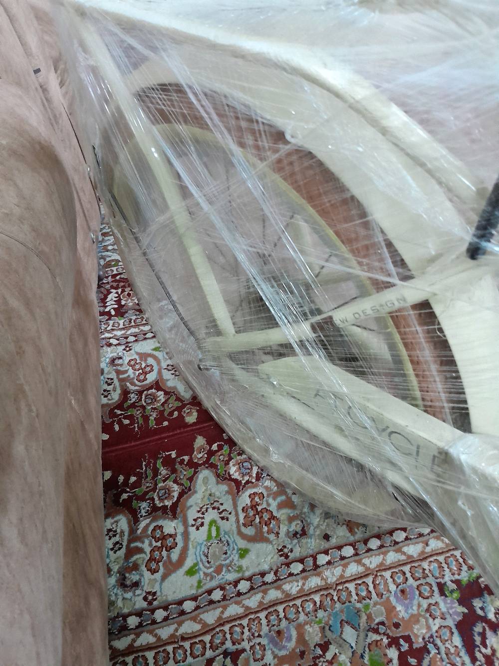 درجه هواية النوع كوري جديد مع ستان               
ما هو موديل البايسكل؟: 
كوري
هل السعر نهائي أو قابل للتفاوض؟: 
قابل
هل تمت إضافات أو تعديلات على البايسكل؟: 
لا