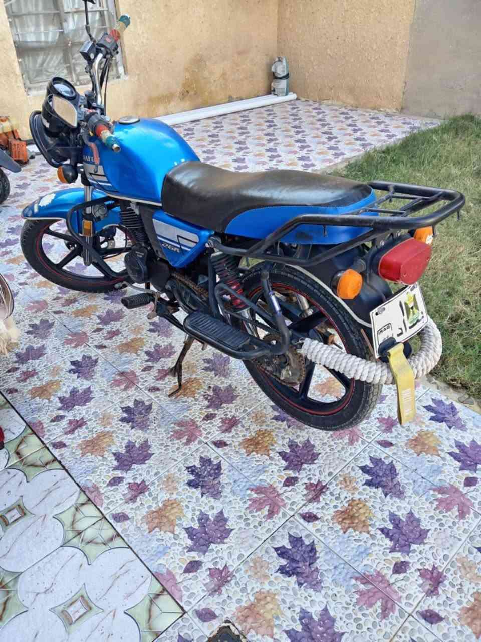 ***********
دراجة داي وان مديل 20
قرية البيظاء قرب مدسة عشتار
