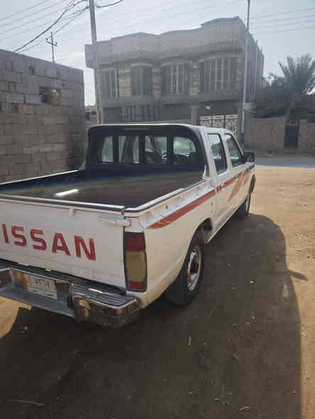 سلام عليكم 
بيك اب نيسان شبوط مديل 2004
 سياره كفاله من اصوليات وشاصي
سياره بسمي رقم دولي جديد باقي بس ستلام لوحات
تخم تاير حداديه تبريد شغال 
سياره فقط مكينه بيهه تبخير  
سعر 82 وببهه مجال قليل 
رقم ***********
