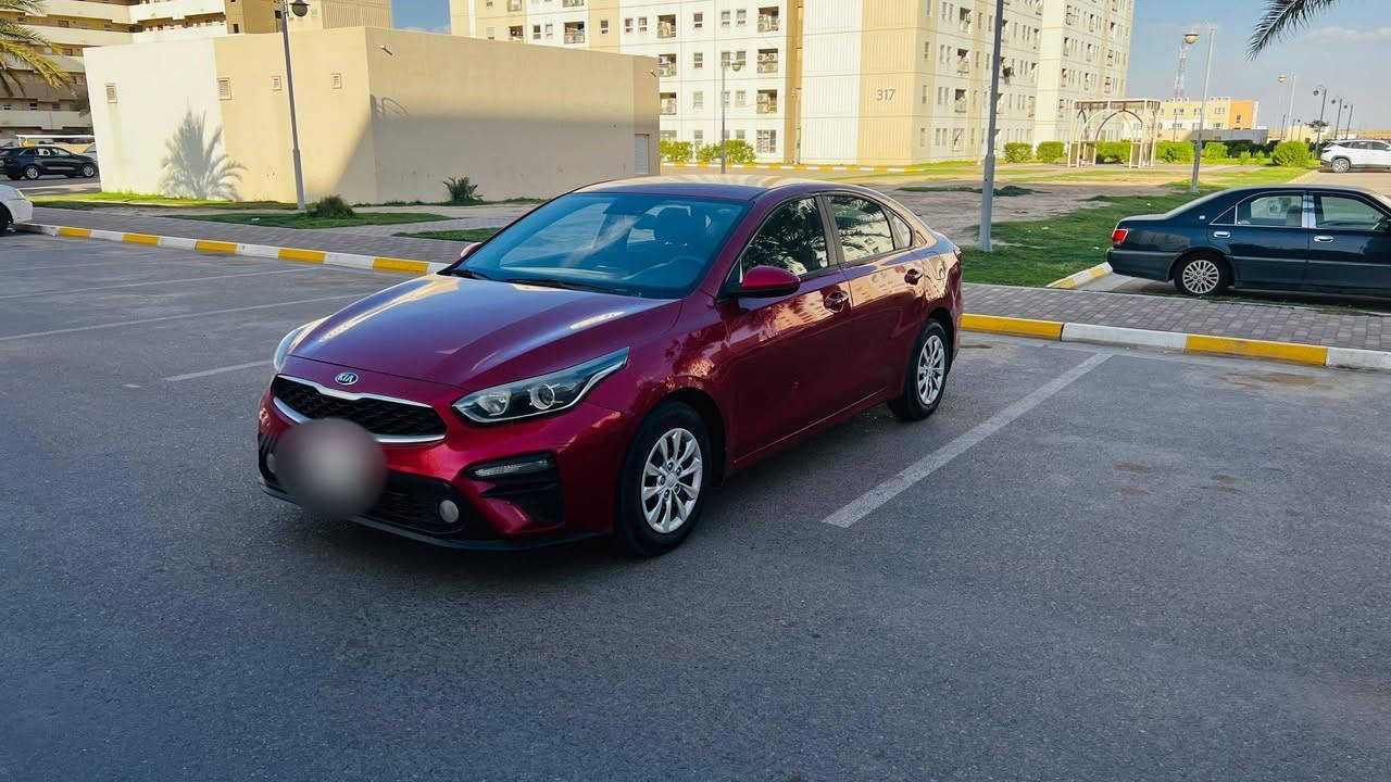 بسعر مناسب جداً
السلام عليكم‏  *********** ‏ 
سيراتو خليجي ٢٠٢٠ كفاله عامه بيهه بارد بسيط 
جدا الجاملق الأمامي كد شبر وجاملق خلفي شبر
بارد ماشيه 96 ألف كيلو مكان السياره بغداد المدائن
قرب مجمع بسمايه السكني ملاحظه السياره جاهزه من كلشي وع وظع الشركه مابيهه أي نقص السعر 133 قفل بدون عمله الشراي يتصل
