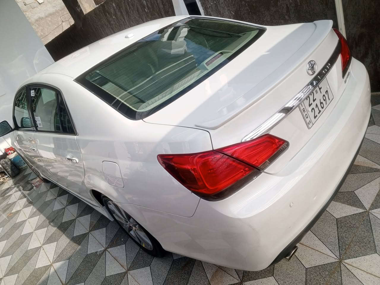 السلام عليكم 
يالله 
افلون 2011خليجي فئة لمتدد رقم اربيل تحويل ثاني يوم بيها سونار بيها فقط شوي تگشير كدام الفتحه موضح بالسونار ومكانين بارد بس شغله حلو العنوان الانبار قضاء هيت السعر 185وبي مجال ويرهم مراوس ***********
