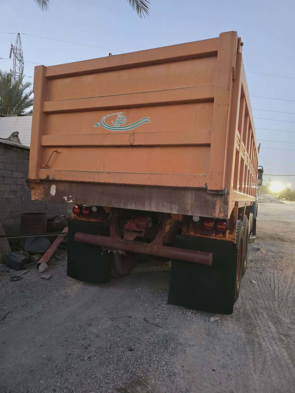 السلام عليكم سياره موديل موديل 93 ماكينه 44 جير 155 رقم الهاتف ***********
